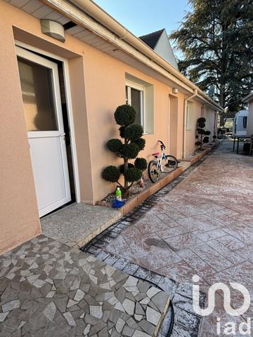 Maison traditionnelle 4 pièces de 65 m² à Villeparisis (77270)