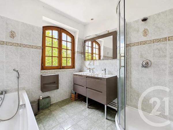 Maison à vendre  6 pièces - 122,37 m 2   CHAMPS SUR MARNE  - 77