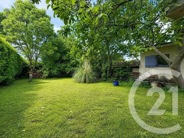 Maison à vendre  6 pièces - 122,37 m 2   CHAMPS SUR MARNE  - 77