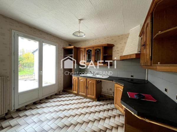 Dans le centre d'Ingrandes  3 chambres