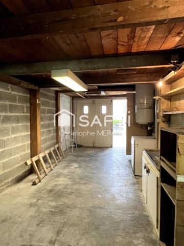 Dans le centre d'Ingrandes  3 chambres