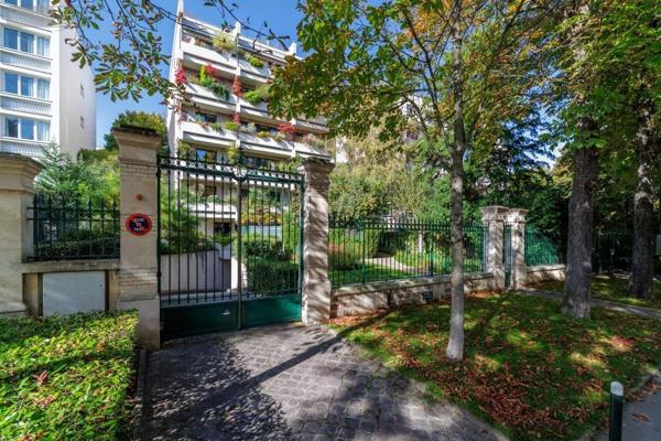 Appartement à vendre à Neuilly-sur-Seine dans les Hauts-de-Seine (92200), ref : 92010-1293