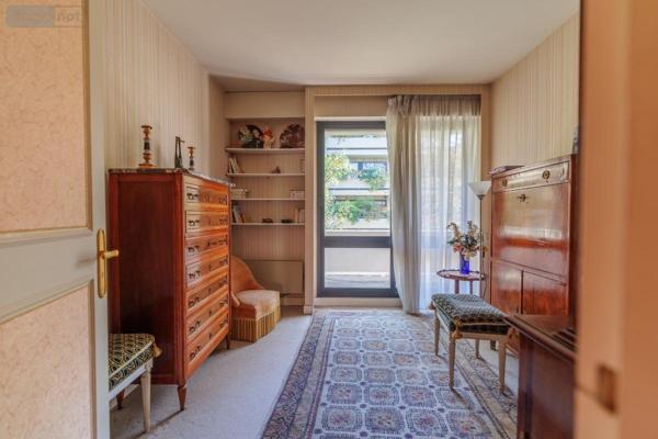 Appartement à vendre à Neuilly-sur-Seine dans les Hauts-de-Seine (92200), ref : 92010-1293