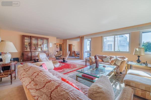 Appartement à vendre à Neuilly-sur-Seine dans les Hauts-de-Seine (92200), ref : 92010-1293