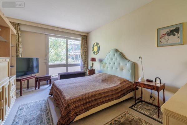 Appartement à vendre à Neuilly-sur-Seine dans les Hauts-de-Seine (92200), ref : 92010-1293