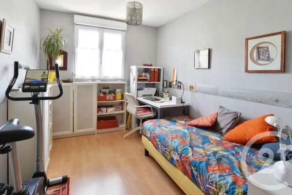 Maison à vendre  5 pièces - 99 m 2   VIGNEUX SUR SEINE  - 91