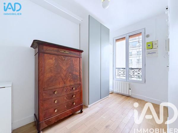 Location studio 21,81 m² Paris 20