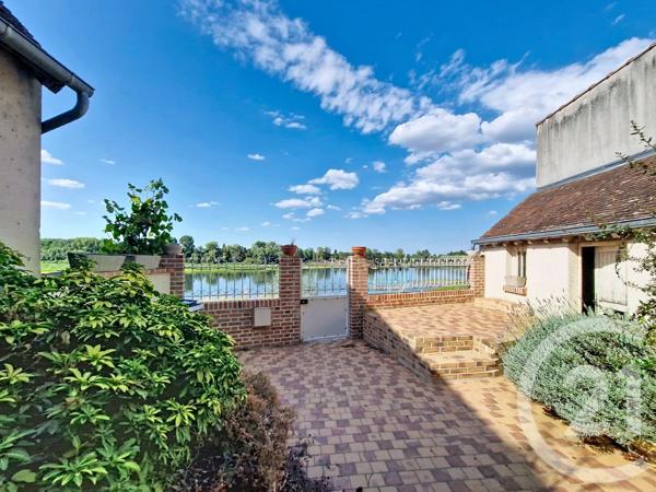 Maison à vendre  5 pièces - 118 m 2   GIEN  - 45