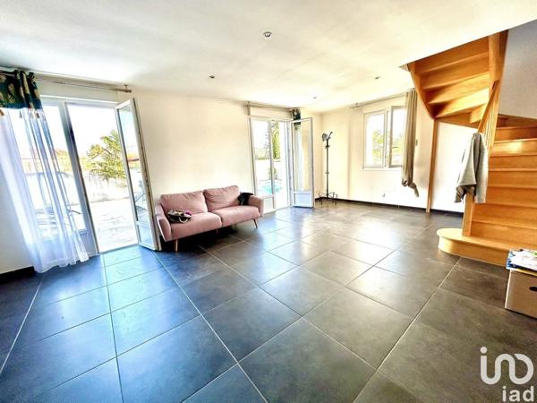 Maison 5 pièces de 125 m² à Malay-le-Grand (89100)