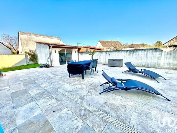 Maison 5 pièces de 125 m² à Malay-le-Grand (89100)