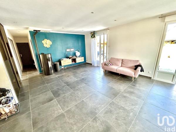 Maison 5 pièces de 125 m² à Malay-le-Grand (89100)