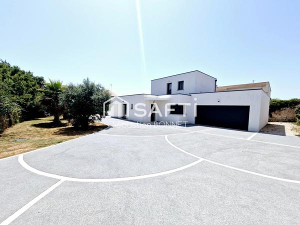 152m², piscine et garage de 50m²
