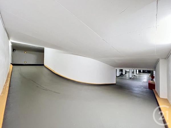 Parking à vendre  11,90 m 2   PARIS  - 75020