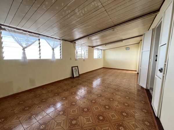 VILLA LA POSSESSION