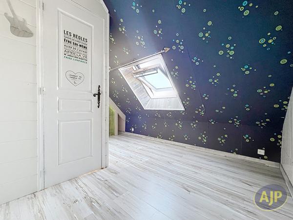 Maison à vendre Renaze - 9 pièces, 192m² avec 7 chambre(s) à 288 000€ - AJP Immobilier Segré
