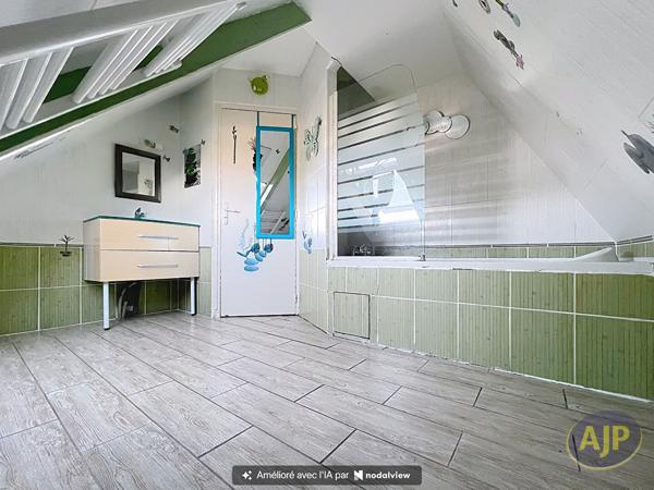 Maison à vendre Renaze - 9 pièces, 192m² avec 7 chambre(s) à 288 000€ - AJP Immobilier Segré