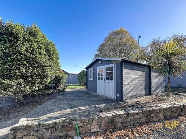 Maison à vendre Renaze - 9 pièces, 192m² avec 7 chambre(s) à 288 000€ - AJP Immobilier Segré