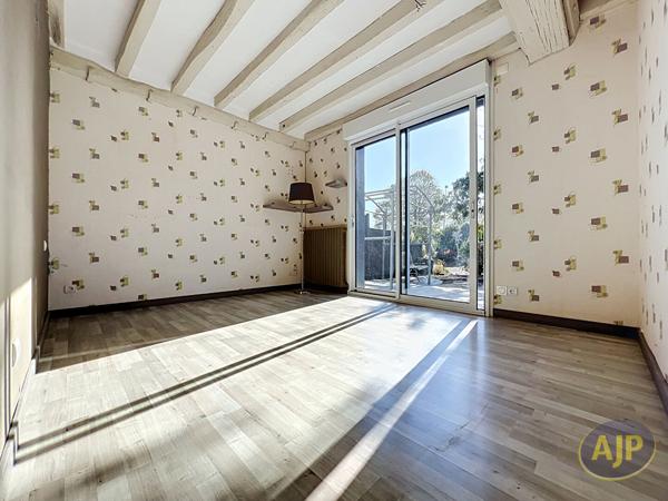 Maison à vendre Renaze - 9 pièces, 192m² avec 7 chambre(s) à 288 000€ - AJP Immobilier Segré