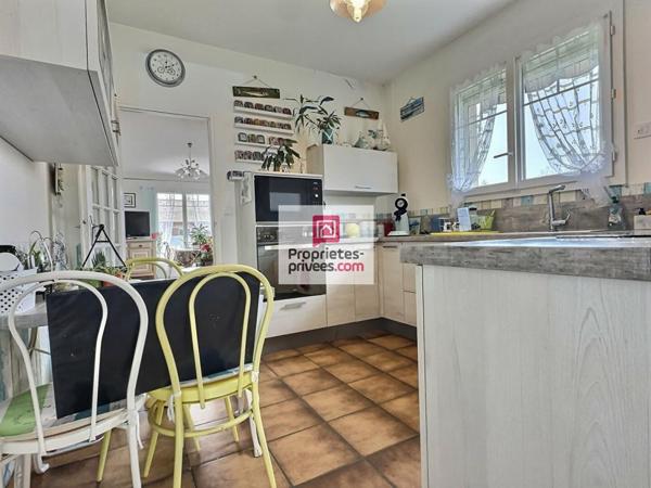 Dept 33 - La Teste De Buch- Maison 3 pièce(s) 79 m2 avec terrasse, son jardin de 745m² et un garage indépendant, une véranda de 10m2 et une buanderie de 15m2 soit une surface utile de 104m2