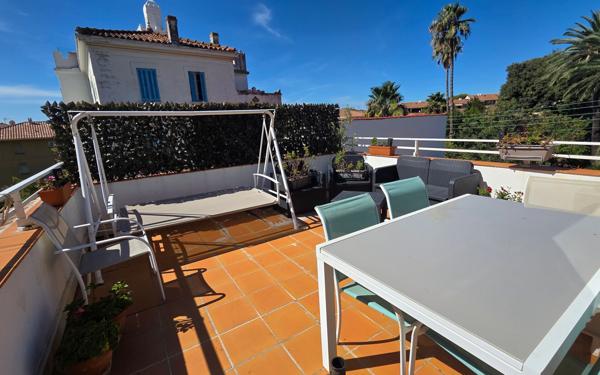 Appartement à vendre    3 pièces • 75 m2 La Seyne-sur-Mer