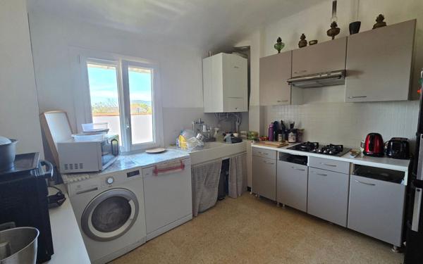 Appartement à vendre    3 pièces • 75 m2 La Seyne-sur-Mer