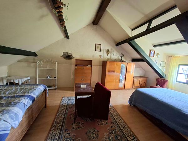 Maison en pierre + grange -Terrain env. 1 390m² -Beau potentiel - Saint-André-des-Eaux