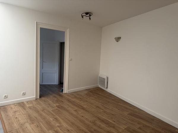 Appartement à louer 460 € CC Blaye 2 p 30 m² DPE D