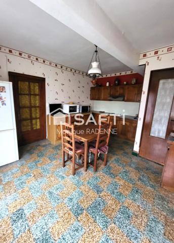 Ancien corps de ferme de plain pied à rénover