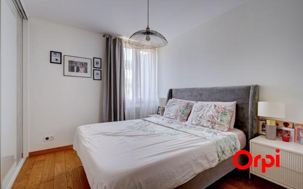 Appartement à vendre    3 pièces • 71,94 m2 Lyon 2