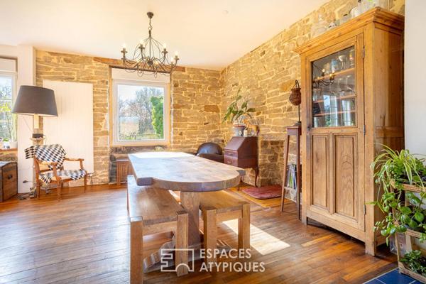 Corps de ferme rénové avec dépendances et gite entre terre et mer