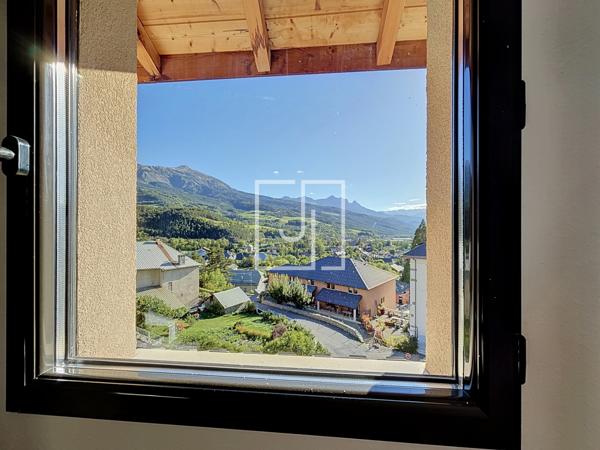 Duplex T3 meublé avec parking couvert et espace bien-être – Résidence Château des Magnans à Jausiers Détails des diagnostics énergétiques