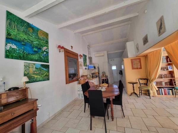 Maison à vendre    3 pièces •  Montfavet - Avignon