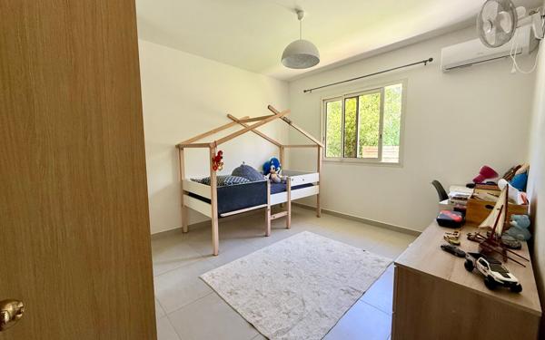 Maison à vendre    4 pièces •  Petite-Île