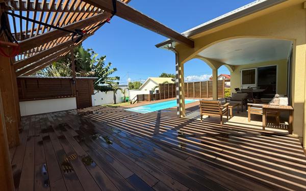 Maison à vendre    4 pièces •  Petite-Île