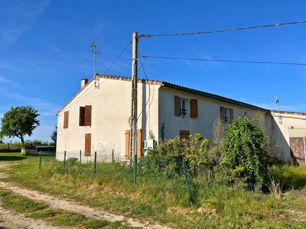 Immeuble à vendre 260 000 € Saint-Germain-de-Lusignan 337 m² DPE D