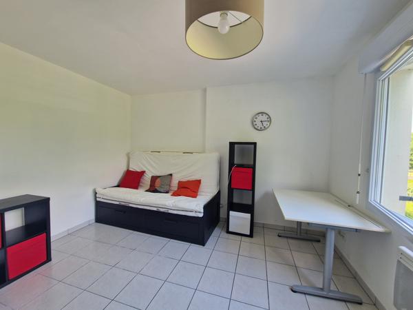 Appartement
                                                                                                                                                                                                                                                                                                                        1 pièce(s)                                                                                                                                                                                                                                                                                                                              22.5  m²