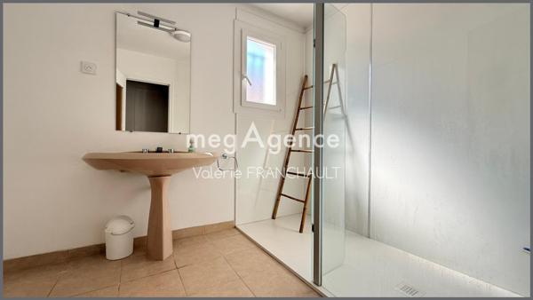 Maison à LUCON, 85400 - 8 pièces 140m²