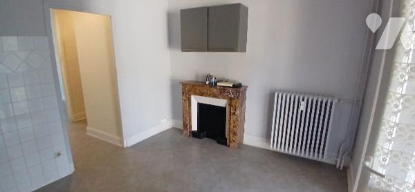 Appartement traversant de 53 m² sur LE PONT DE BEAUVOISIN (38)