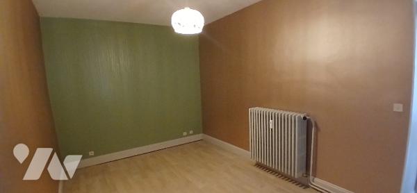 Appartement traversant de 53 m² sur LE PONT DE BEAUVOISIN (38)