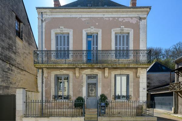 Maison familiale 145 m² à Savonnières, entre nature et vie de village