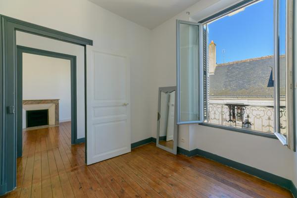 Maison familiale 145 m² à Savonnières, entre nature et vie de village