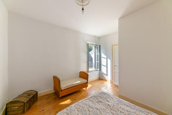 Maison familiale 145 m² à Savonnières, entre nature et vie de village