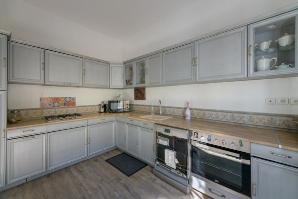 Maison familiale 145 m² à Savonnières, entre nature et vie de village