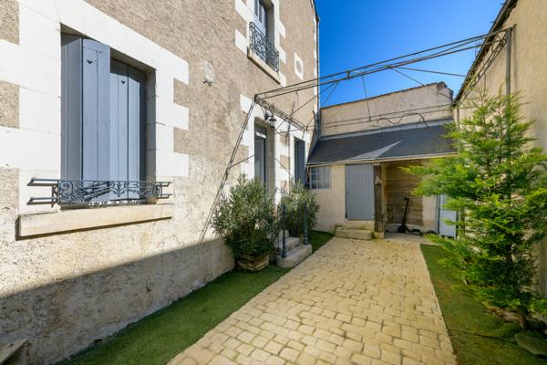Maison familiale 145 m² à Savonnières, entre nature et vie de village