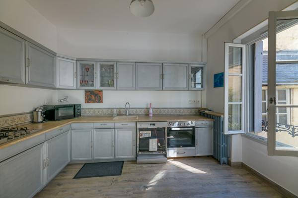 Maison familiale 145 m² à Savonnières, entre nature et vie de village