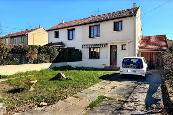 Maison 5 pièces - 81 m² Exclusivité efficity