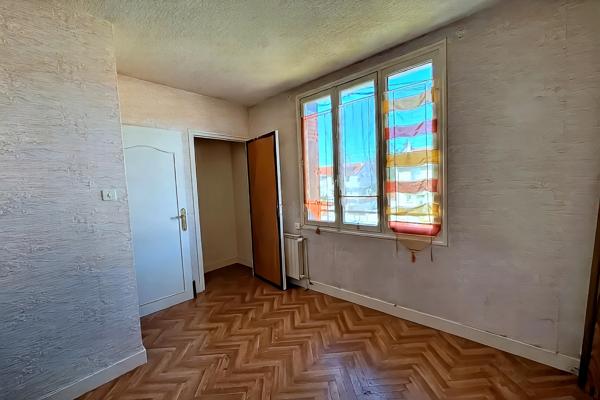 Maison 5 pièces - 81 m² Exclusivité efficity