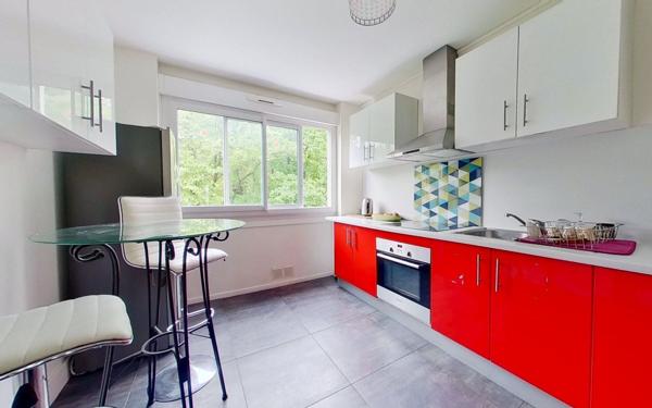 Appartement à vendre    3 pièces • 69 m2 Lyon 9