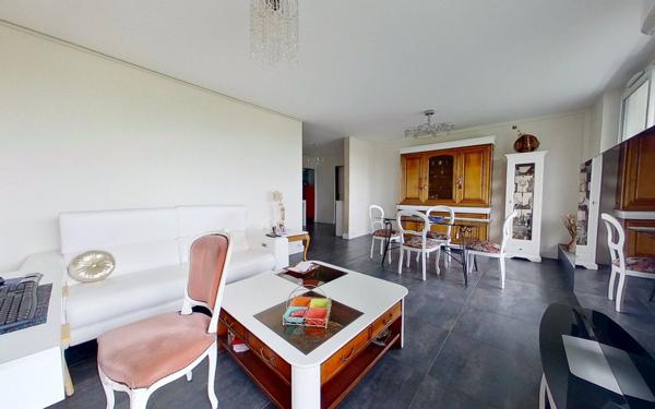 Appartement à vendre    3 pièces • 69 m2 Lyon 9