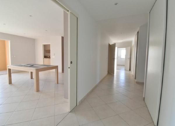 Appartement à vendre    3 pièces •  Saint-Donat-sur-l'Herbasse